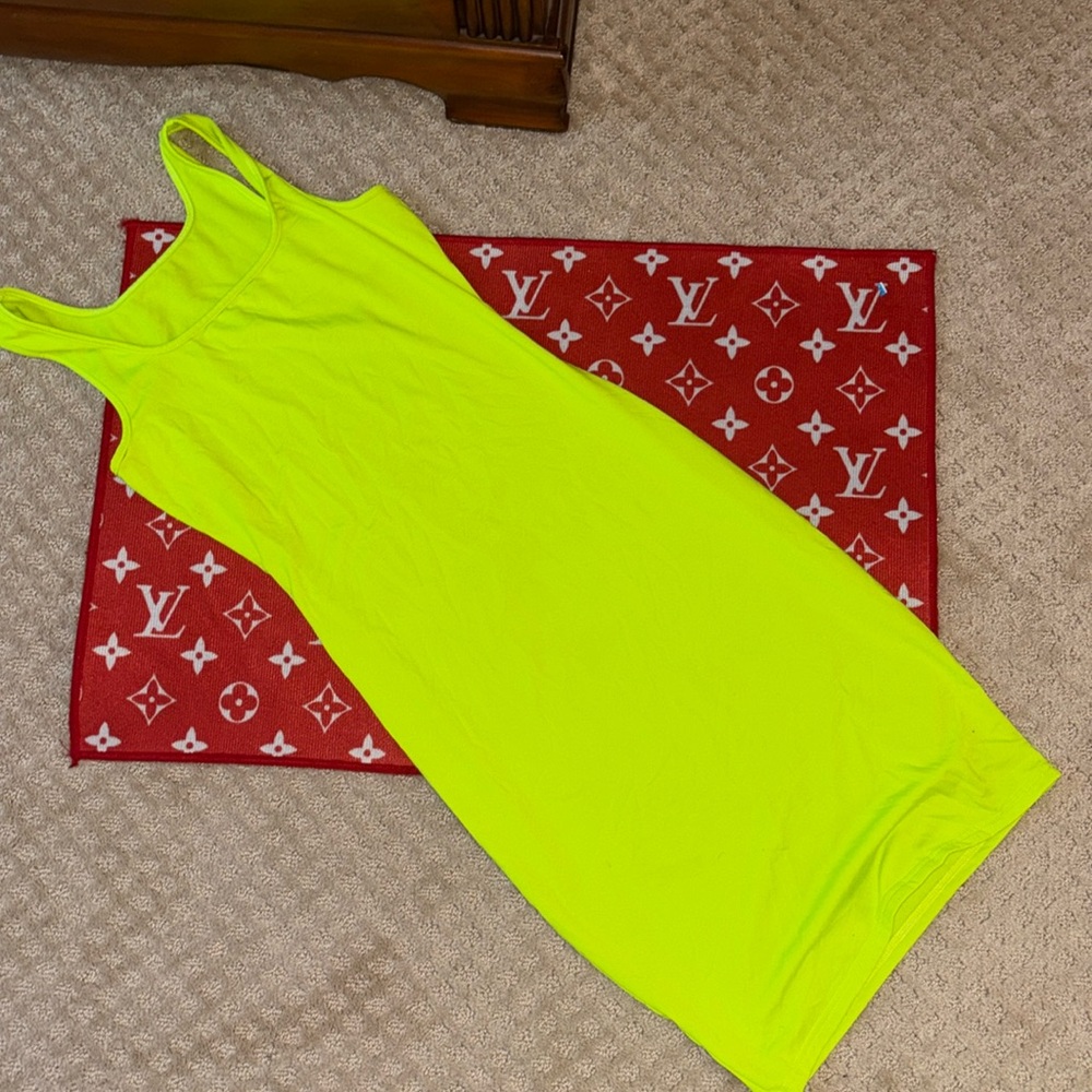 Ladies body con dress
